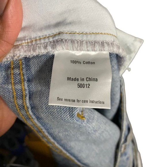 Height of Fashion Women's Light Wash High Waisted Boyfriend Jeans - Picture 5 of 7